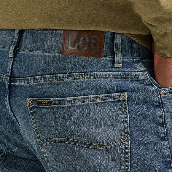 Mens Lee Extreme Motion Athletic Fit Jeans - Picture 4 of 8